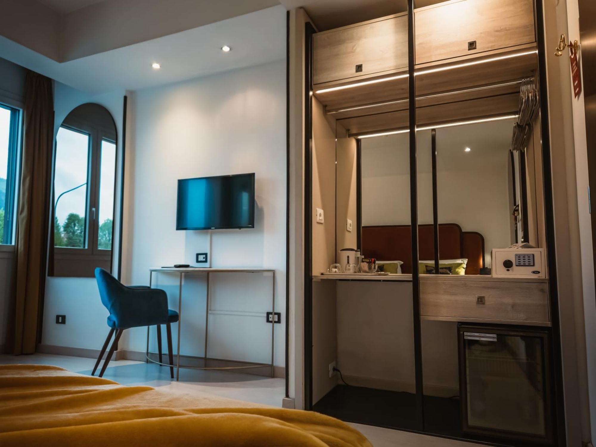 Art Hotel Milano Prato  Esterno foto